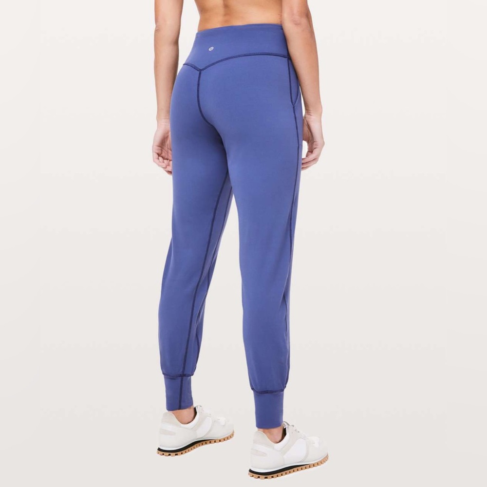 Lululemon Align Jogger *28"
Gatsby Blue light navy blue nulu